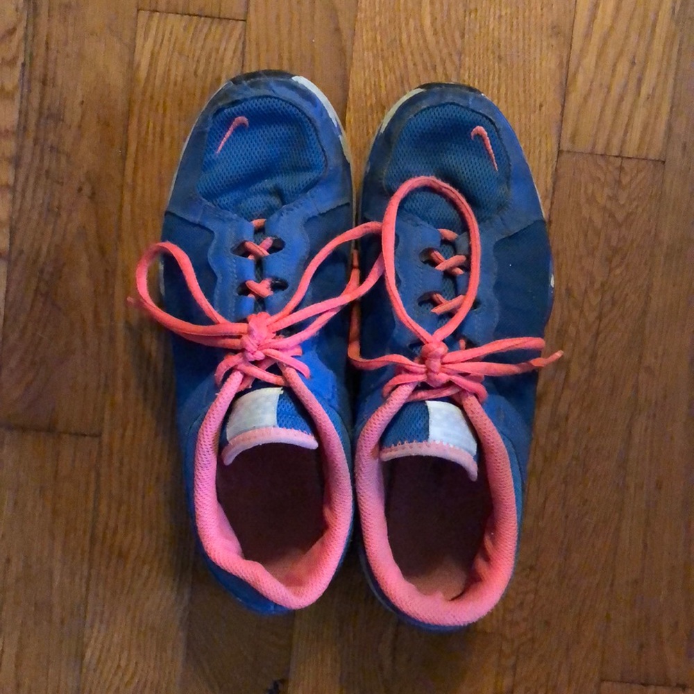Well Loved Nike’s